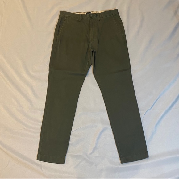 J.Crew Men’s Straight-Fit Stretch Olive Khaki Pant - Picture 2 of 10